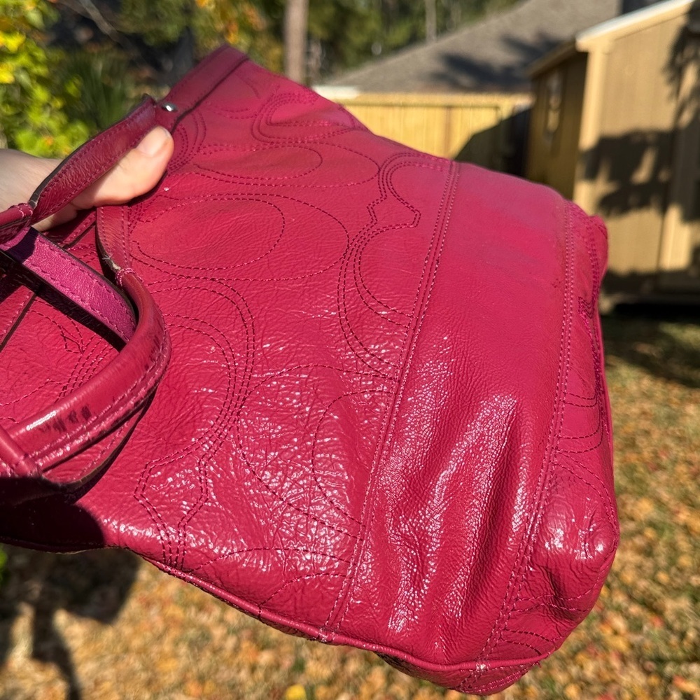▶️ Coach ◀️ Hot Pink Patent Leather Tote F15142 - Picture 15 of 17
